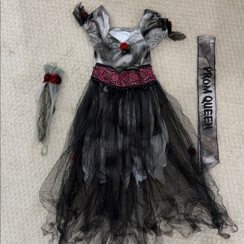 Kids Prom Queen Costume - Black and Red